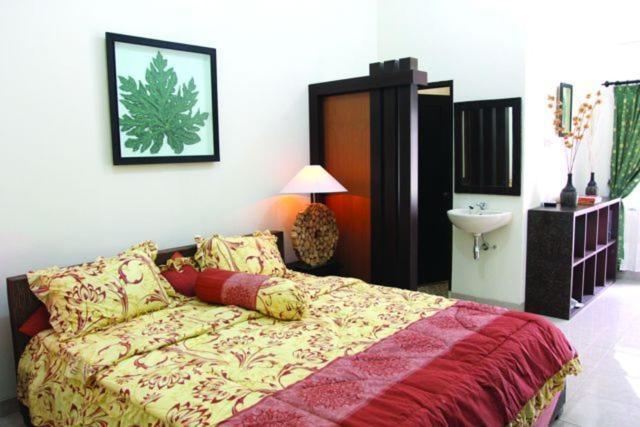 Pondok Villa Hotel Yogyakarta Exterior photo